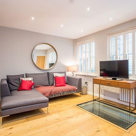 The Escalier Mews - Bright 3Bdr Home London Bagian luar foto