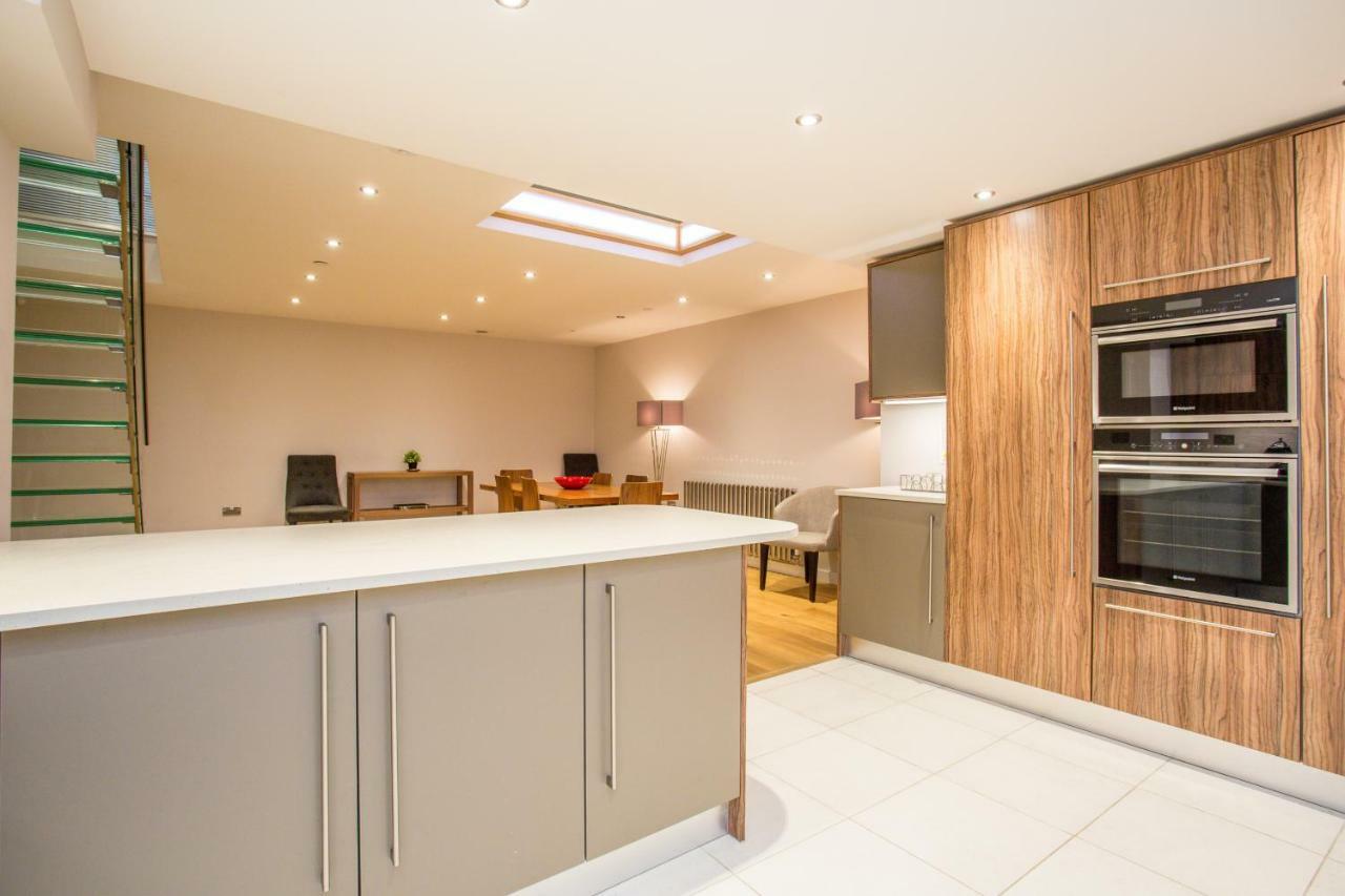 The Escalier Mews - Bright 3Bdr Home London Bagian luar foto