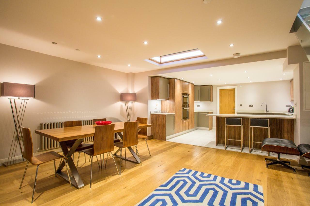 The Escalier Mews - Bright 3Bdr Home London Bagian luar foto